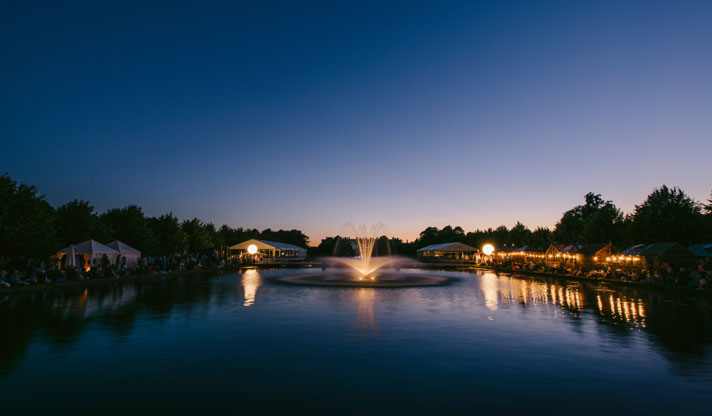 Flowers After Hours: RHS Hampton Court Palace Garden Festival RHSD Flowers After Hours article in Living In Richmond, Kew & East Twickenham magazine